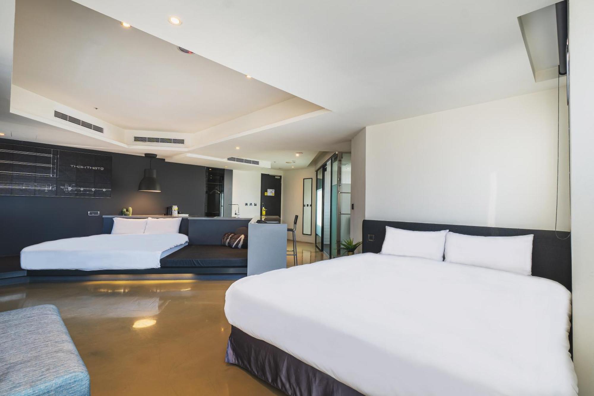 Check Inn Taichung Liming Exterior foto