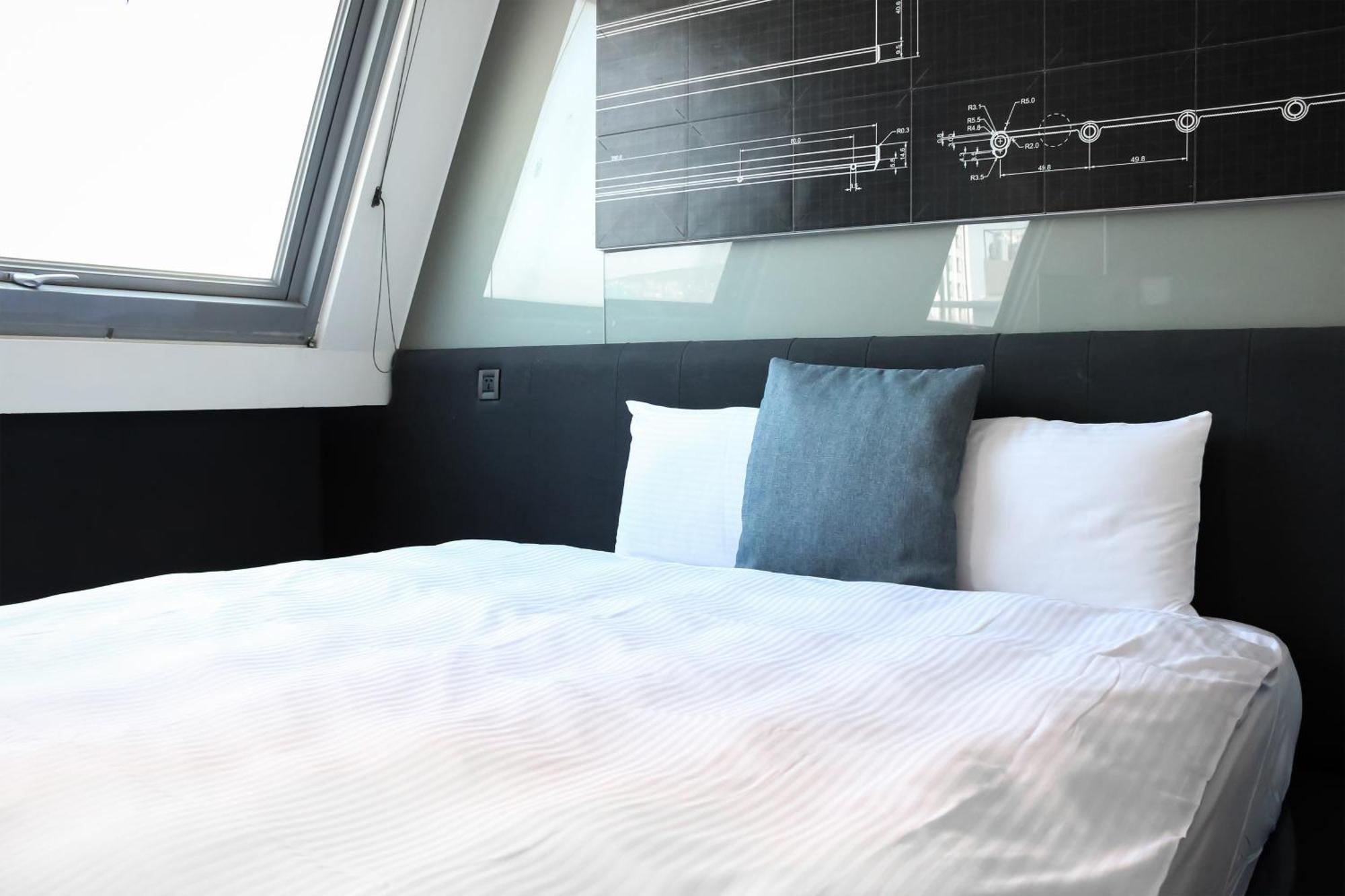 Check Inn Taichung Liming Exterior foto